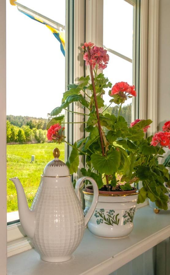 Hostal Tavlebords Honungsgard Tegneby Exterior foto